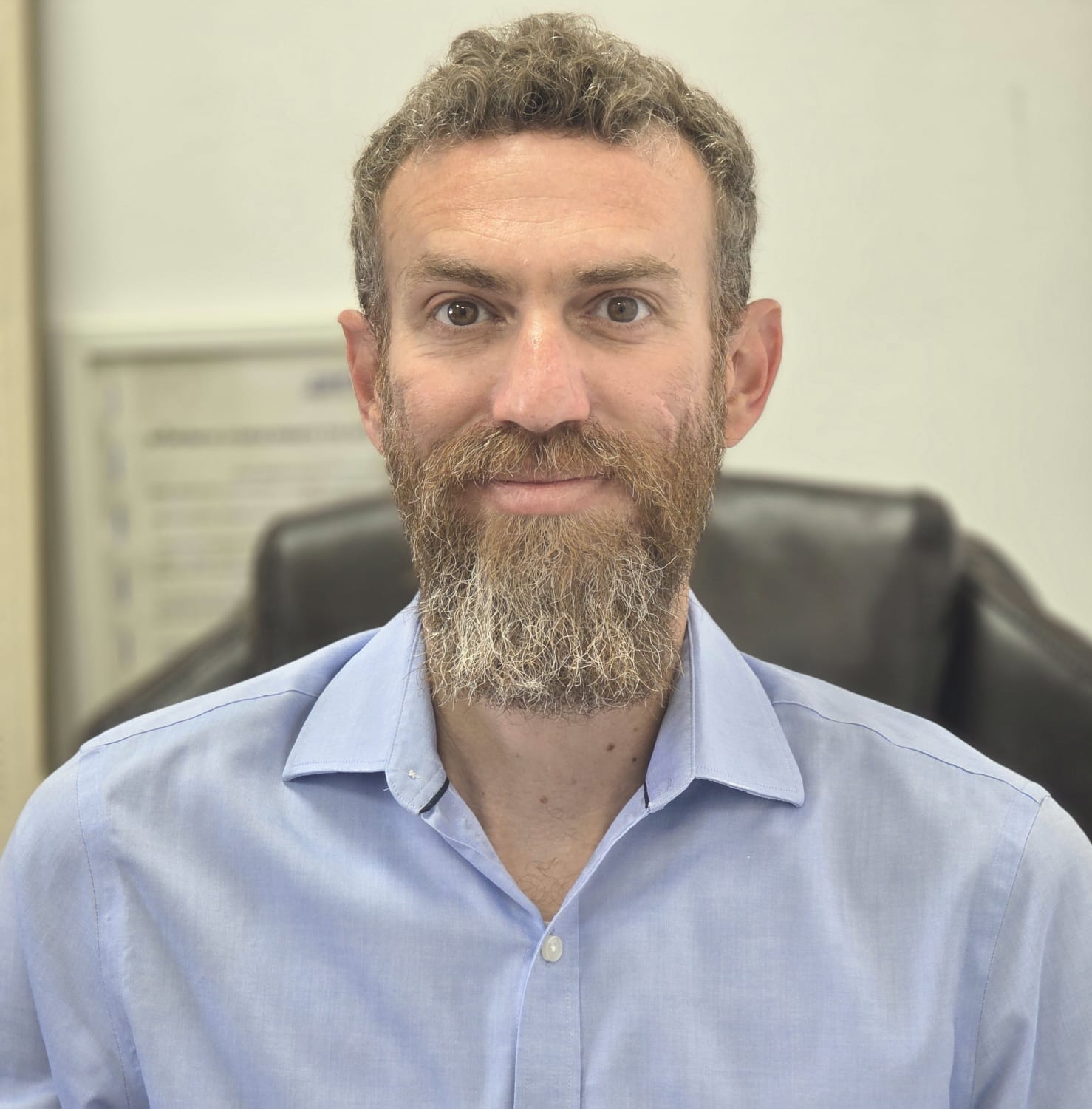 לפני שחותמים על חוזה שכירות – כל מה ששוכר ומשכיר חייבים לדעת 📝🏠