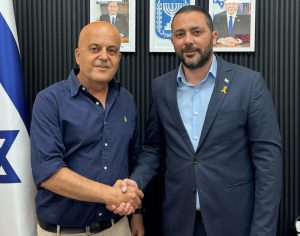 🚀 בכיר להב 433 לשעבר ילווה את עיריית קריית גת: קפיצת מדרגה בניהול התקין 🚀